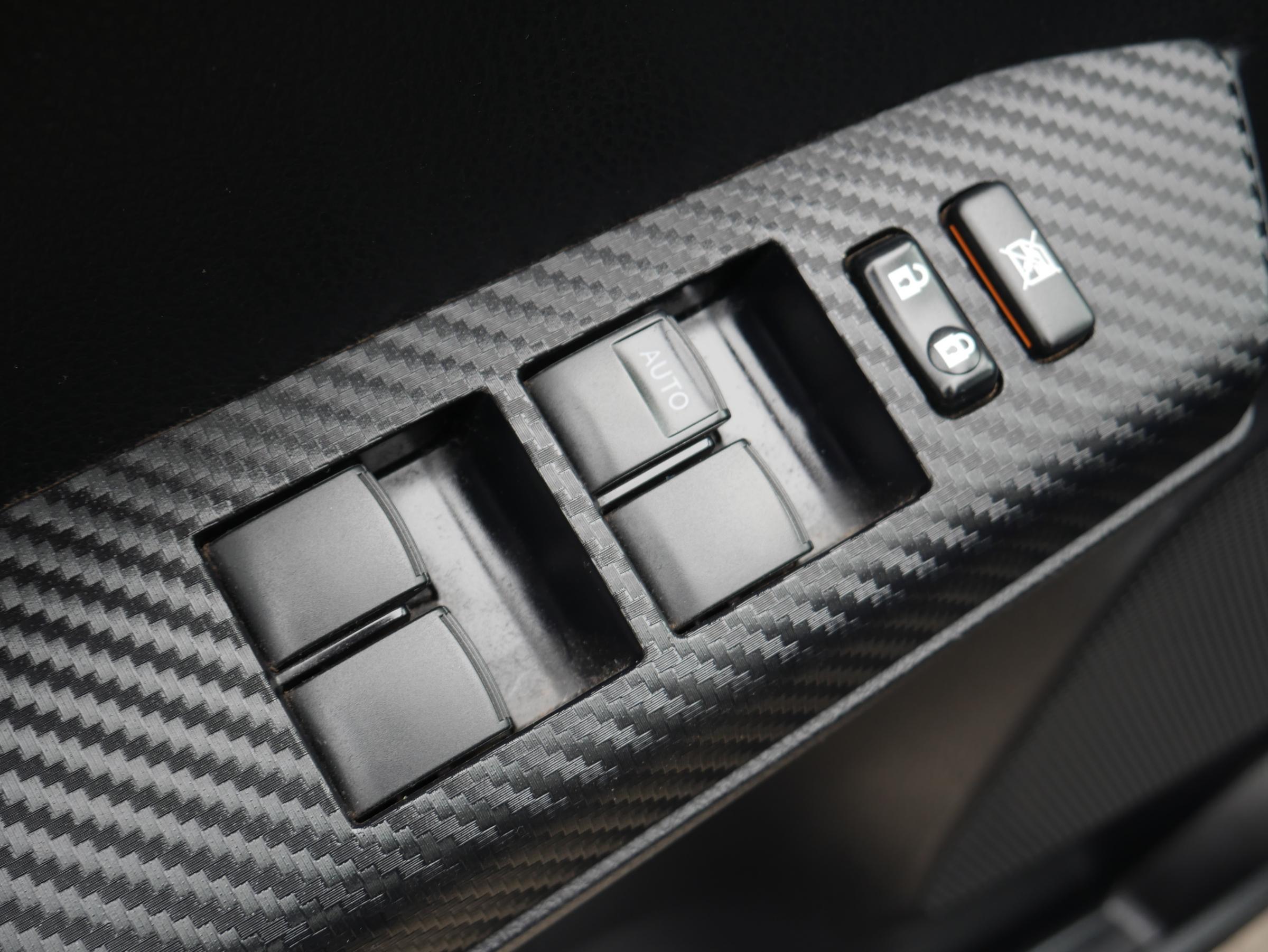 Toyota RAV4, 2014 - pohled č. 17