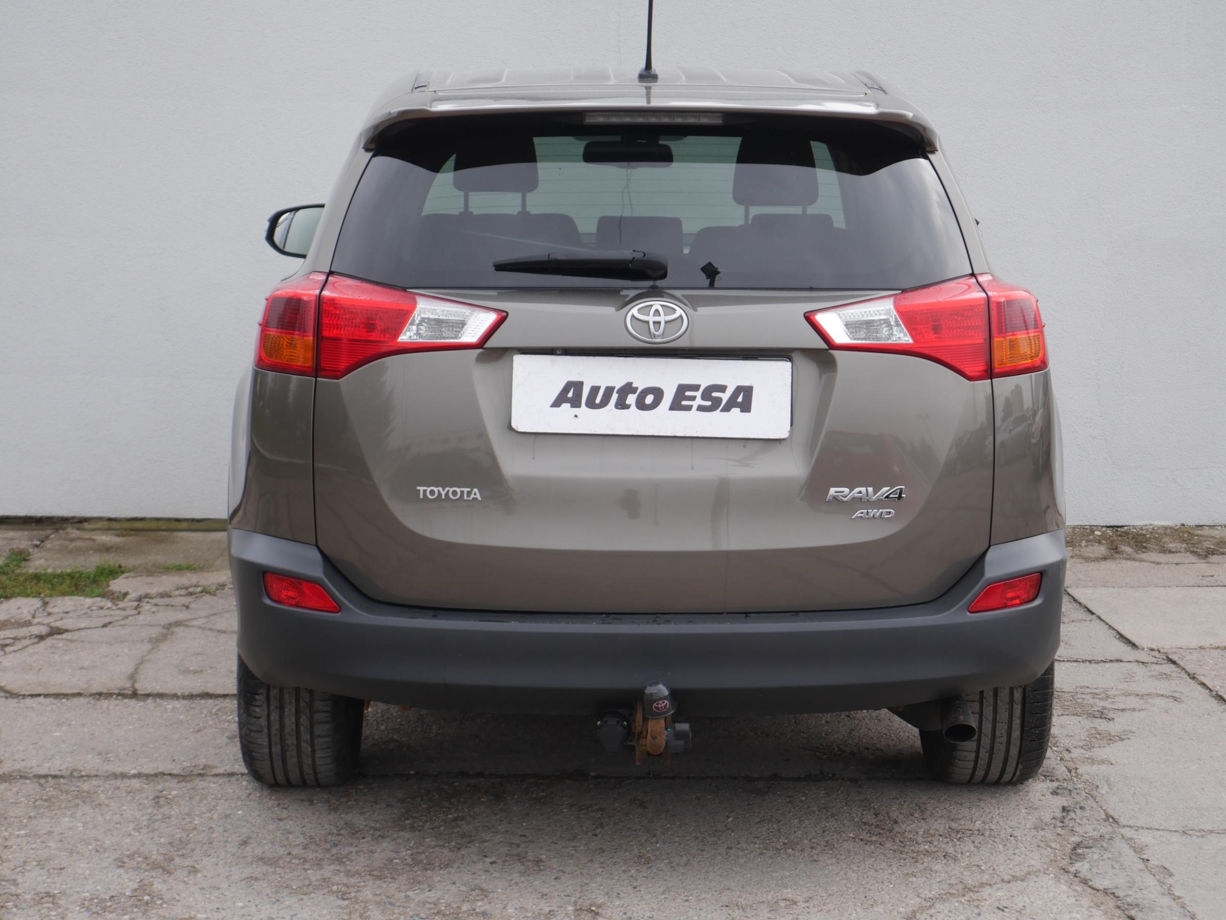 Toyota RAV4, 2014 - pohled č. 5