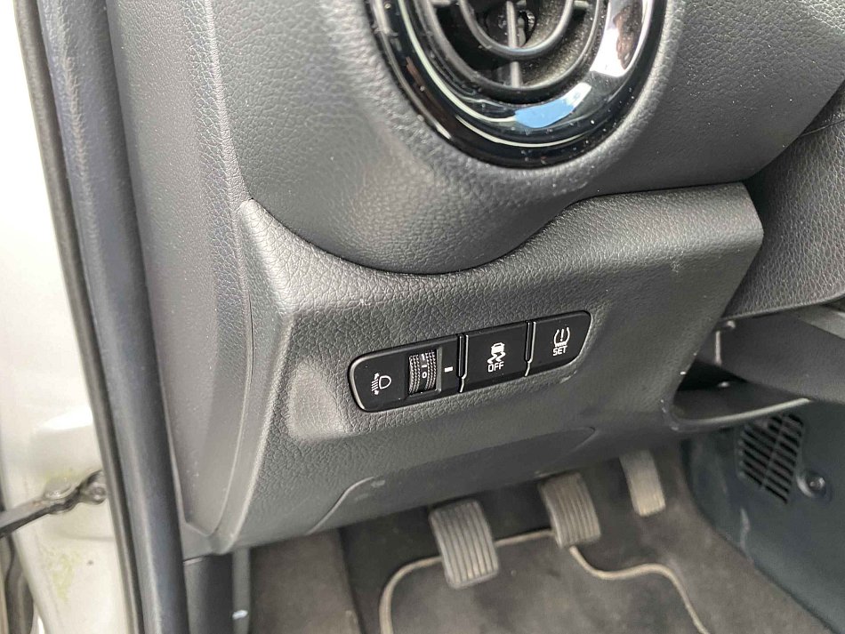 Kia Picanto 1.0i 