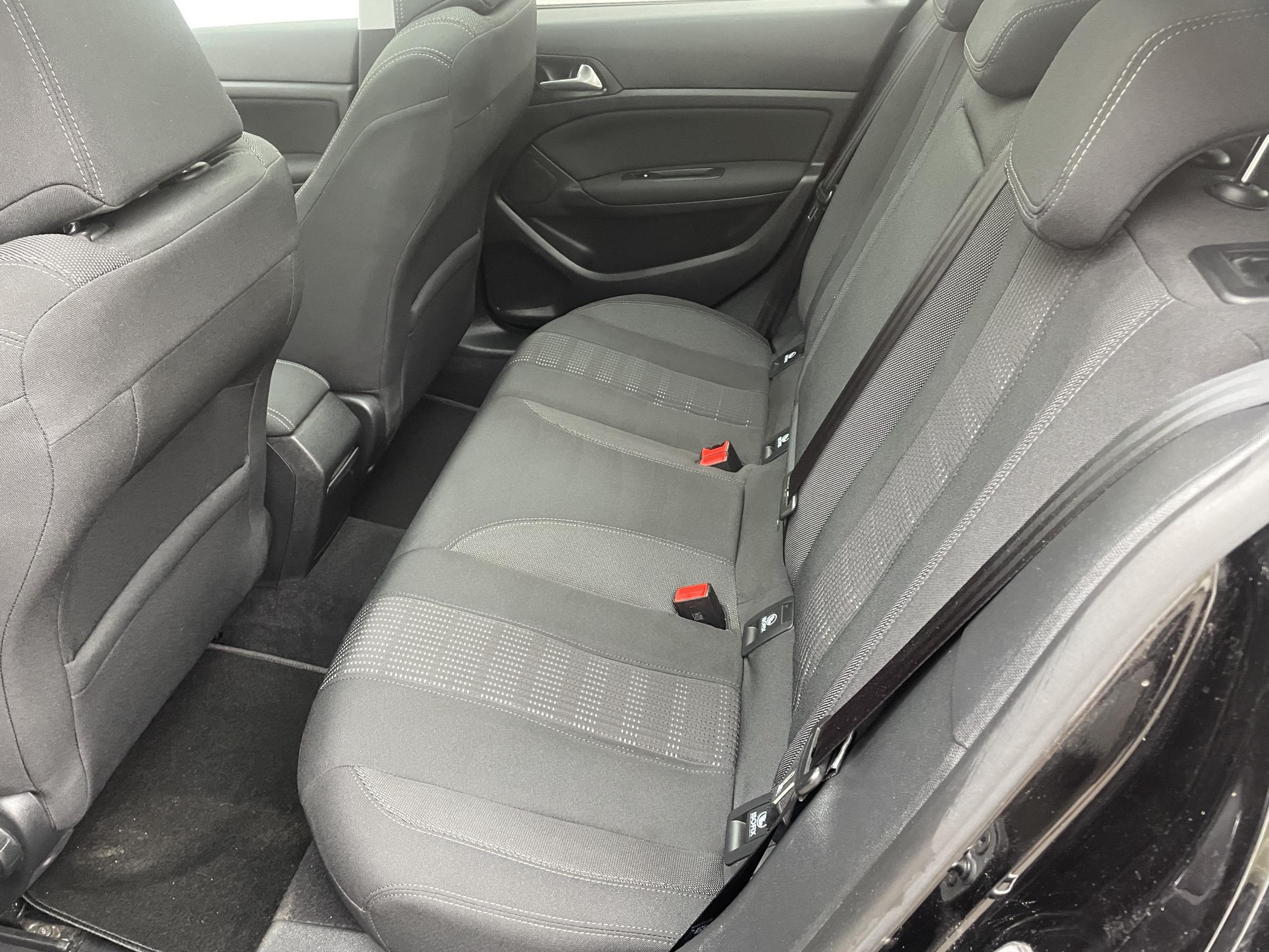 Peugeot 308, 2016 - pohled č. 11