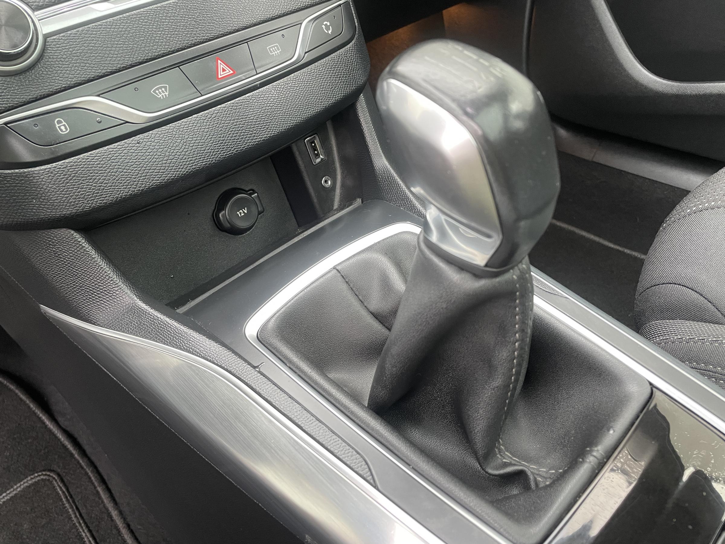 Peugeot 308, 2016 - pohled č. 14