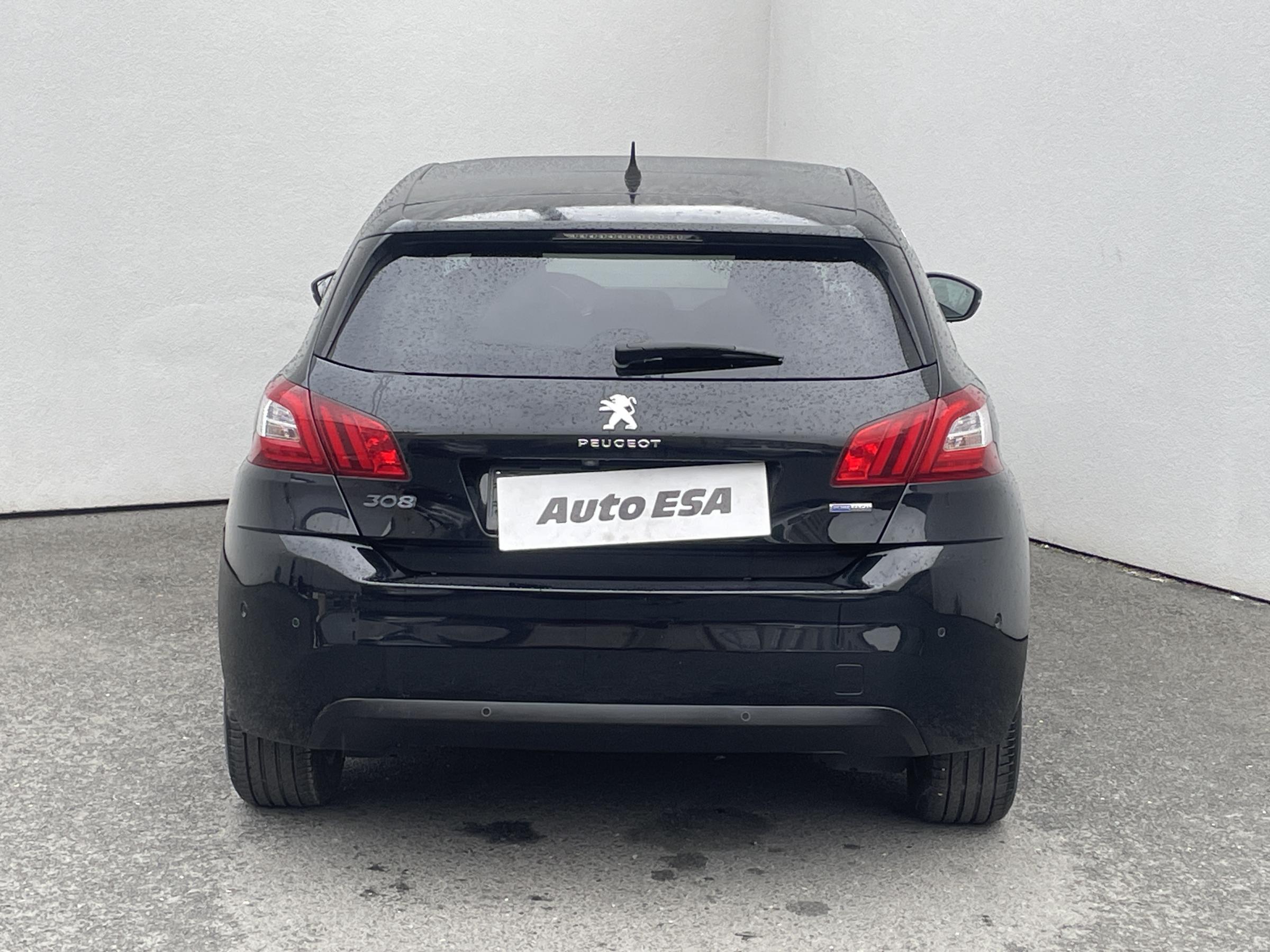 Peugeot 308, 2016 - pohled č. 5