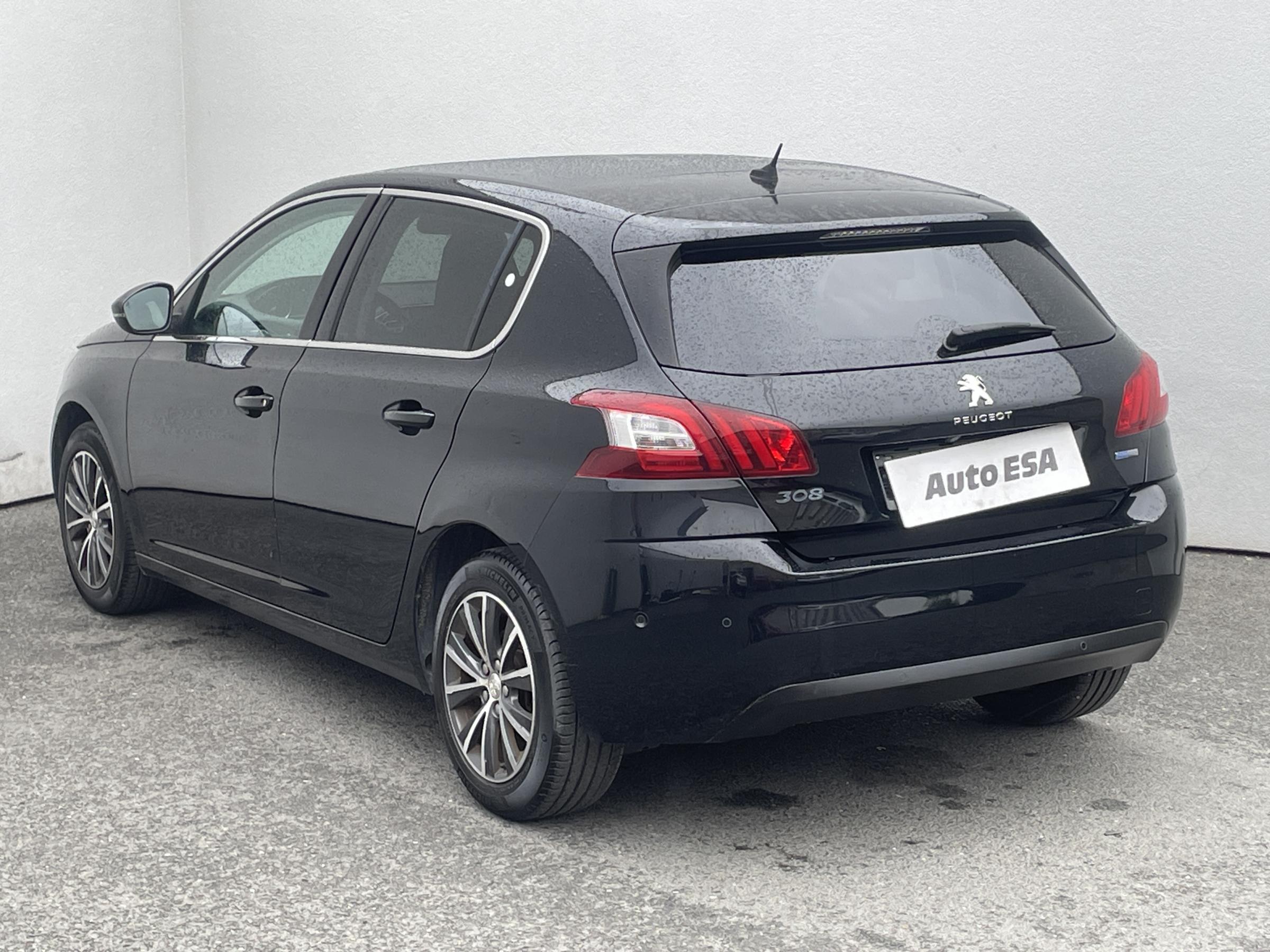 Peugeot 308, 2016 - pohled č. 6