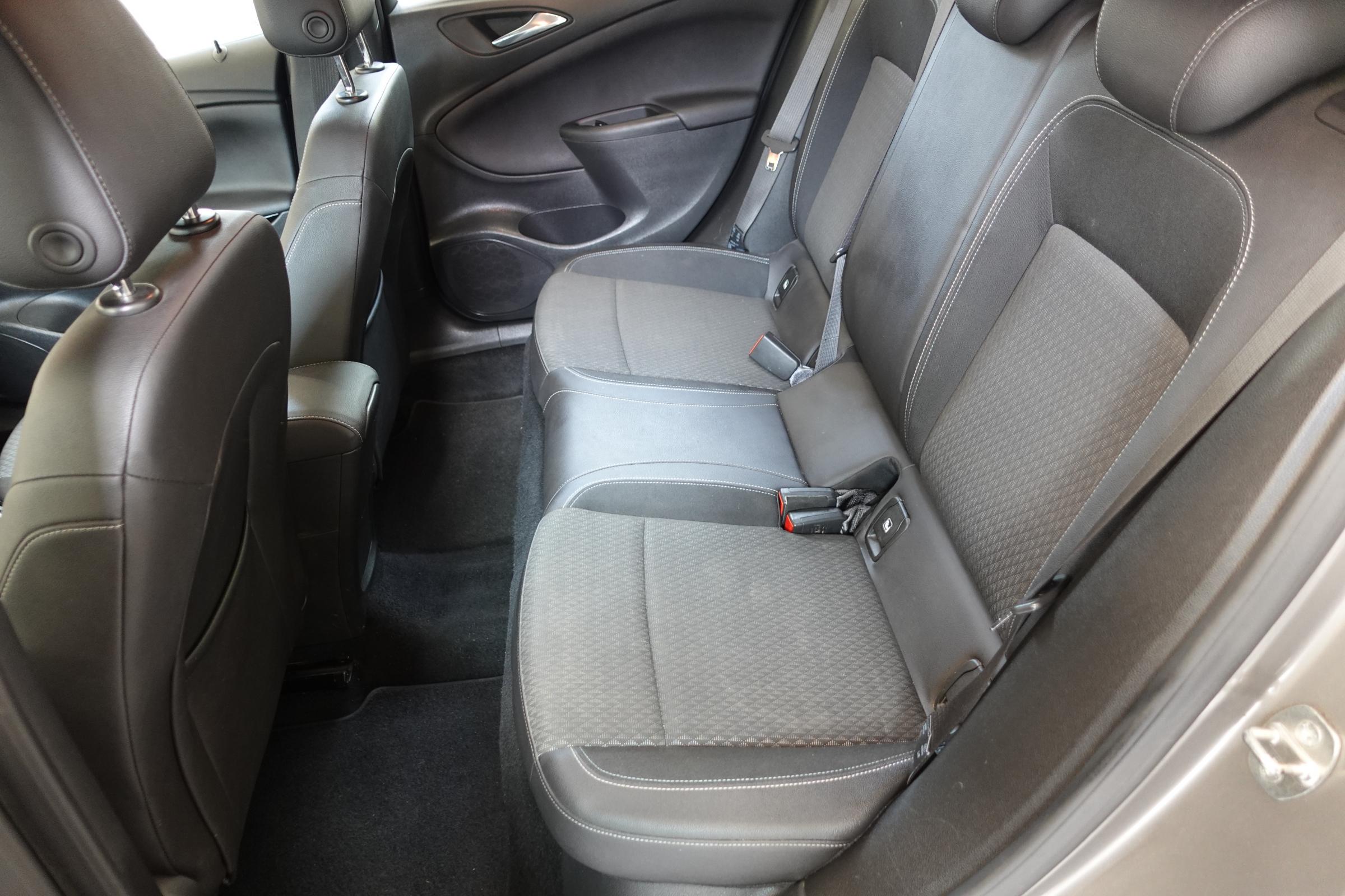 Opel Astra, 2017 - pohled č. 11