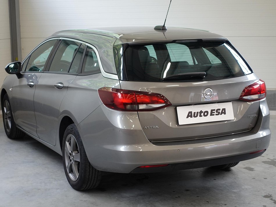 Opel Astra 1.4T 