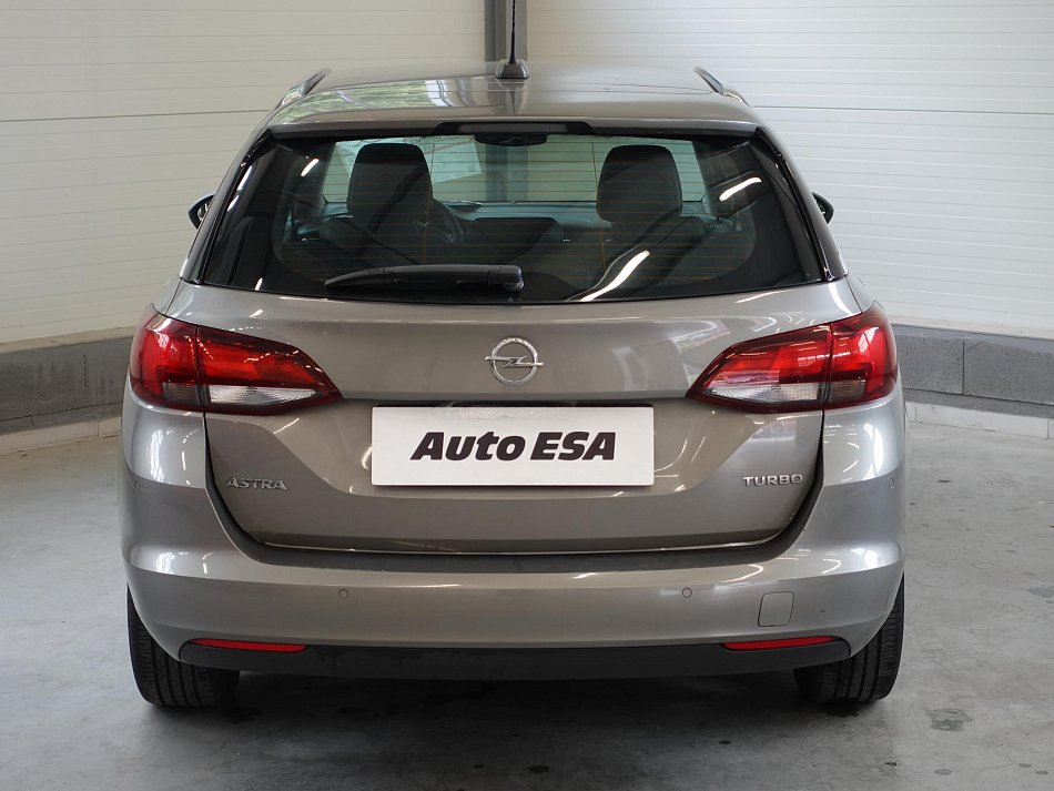 Opel Astra 1.4T 