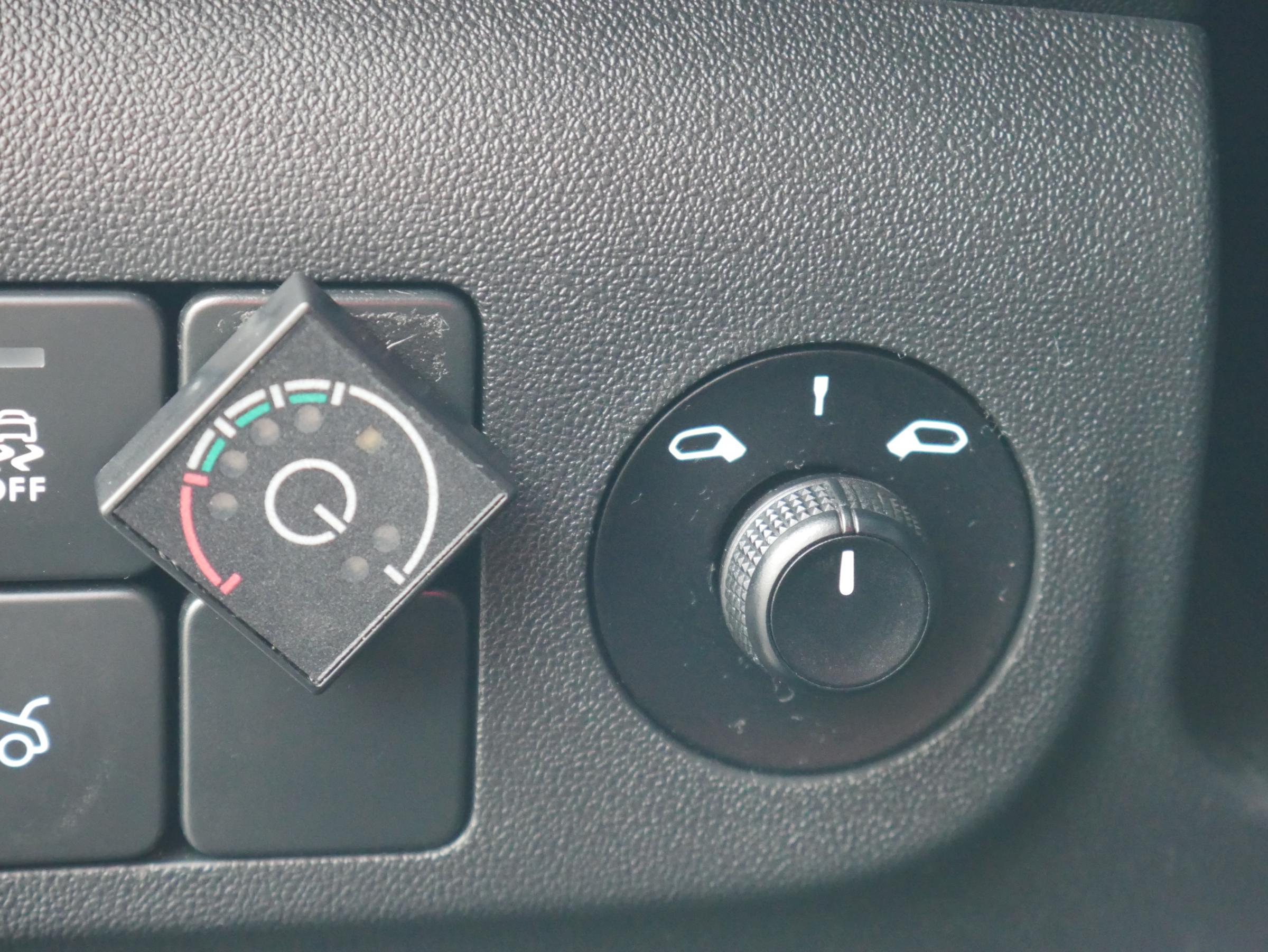 Peugeot 301, 2014 - pohled č. 12