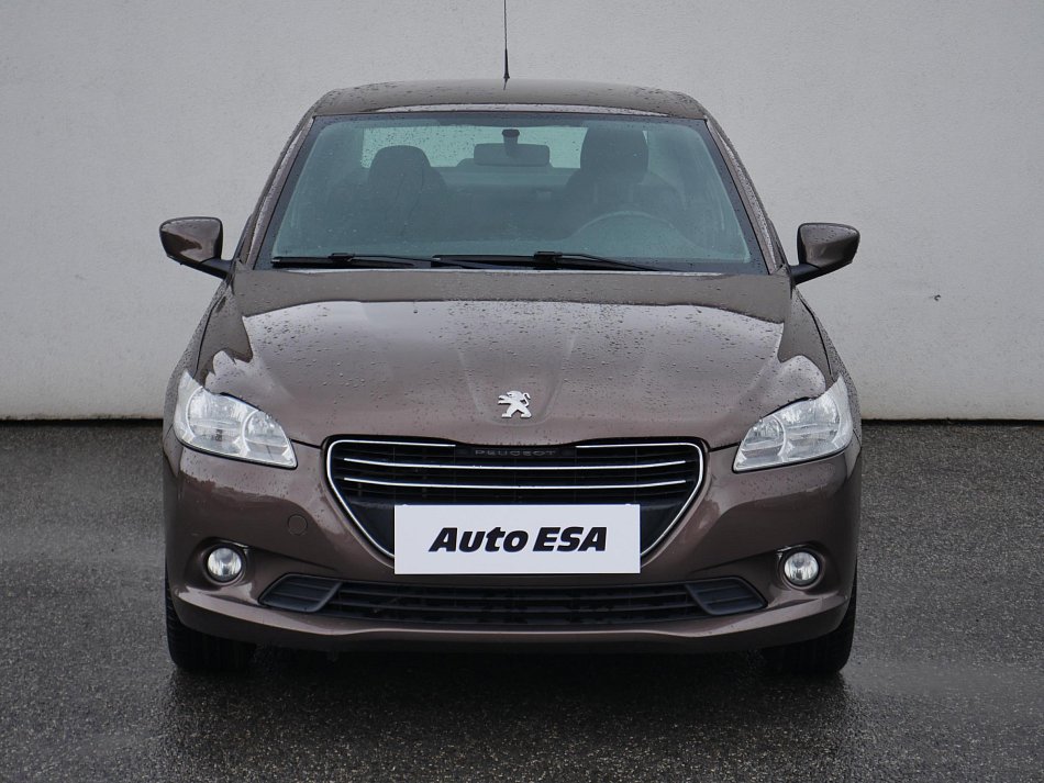 Peugeot 301 1.2 i 
