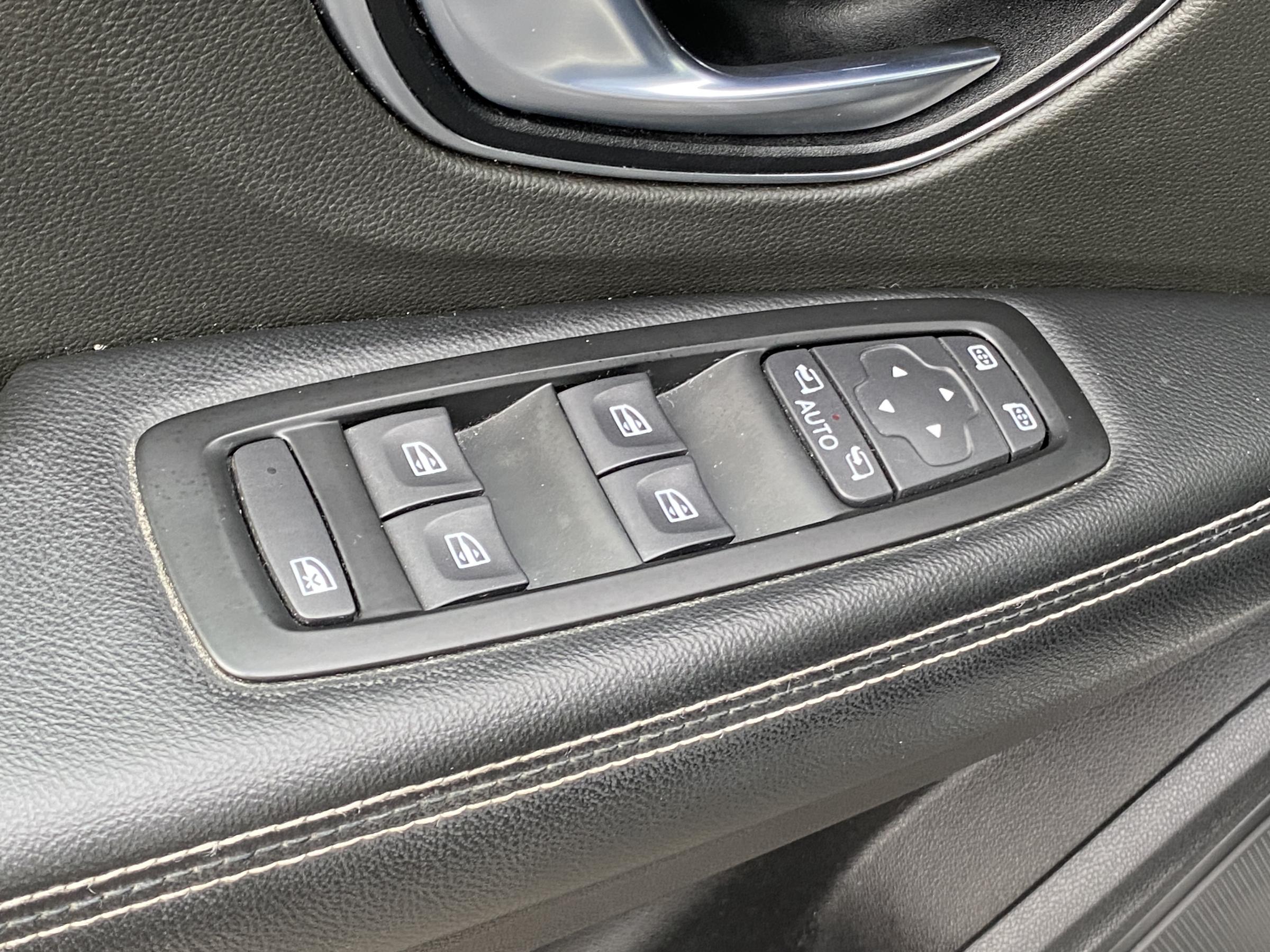 Renault Grand Scénic, 2017 - pohled č. 12