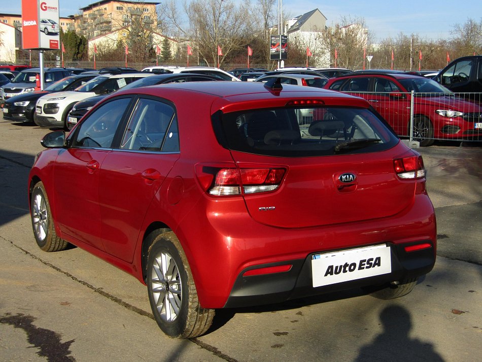 Kia Rio 1.4i 