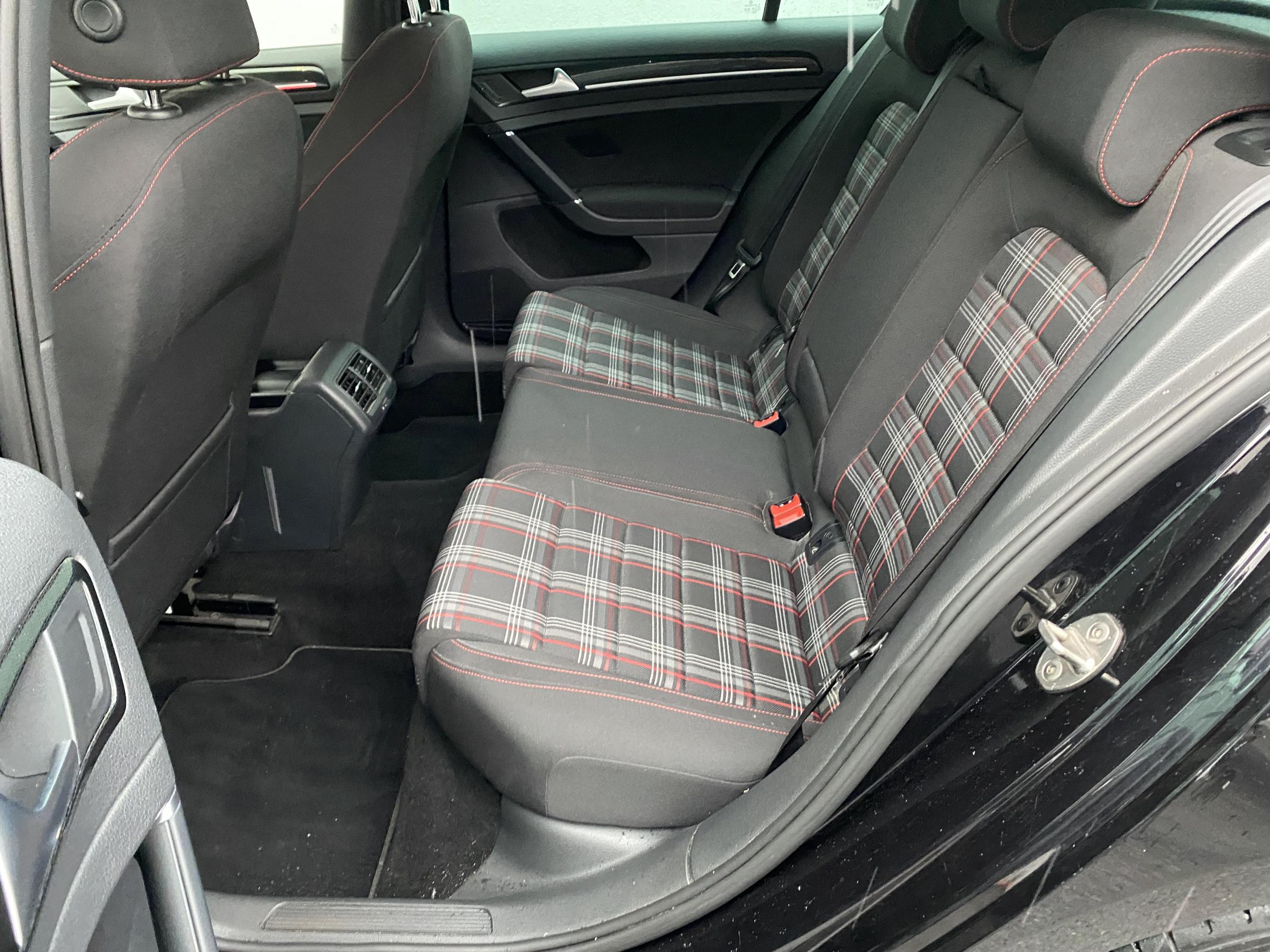 Volkswagen Golf, 2014 - pohled č. 10