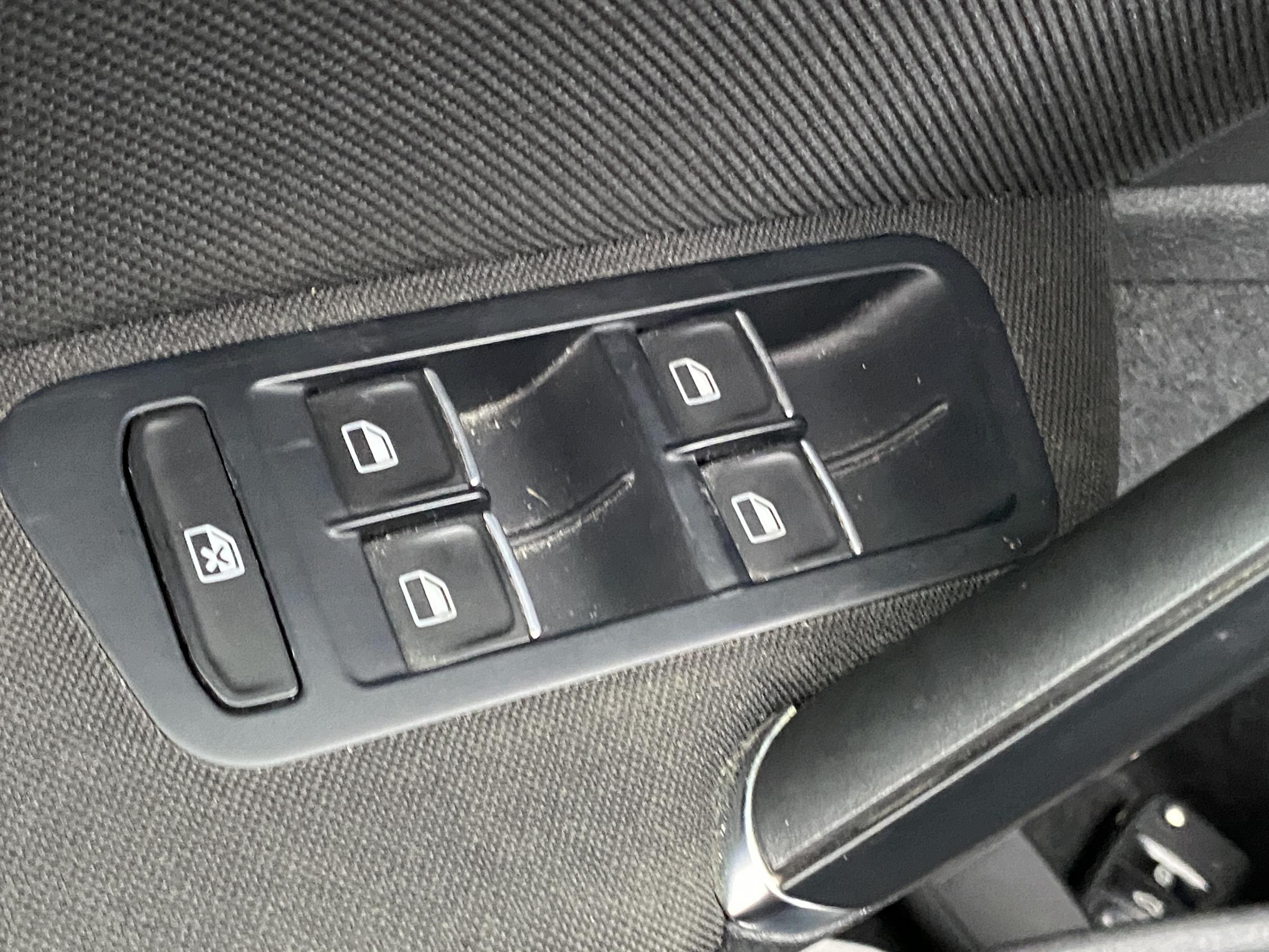 Volkswagen Golf, 2014 - pohled č. 11