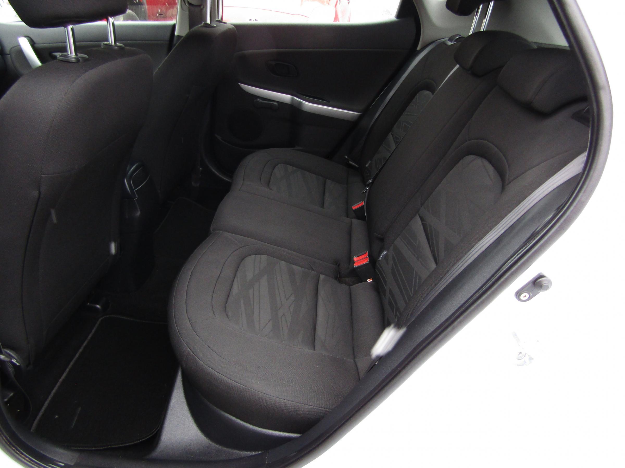 Kia Cee´d, 2012 - pohled č. 10