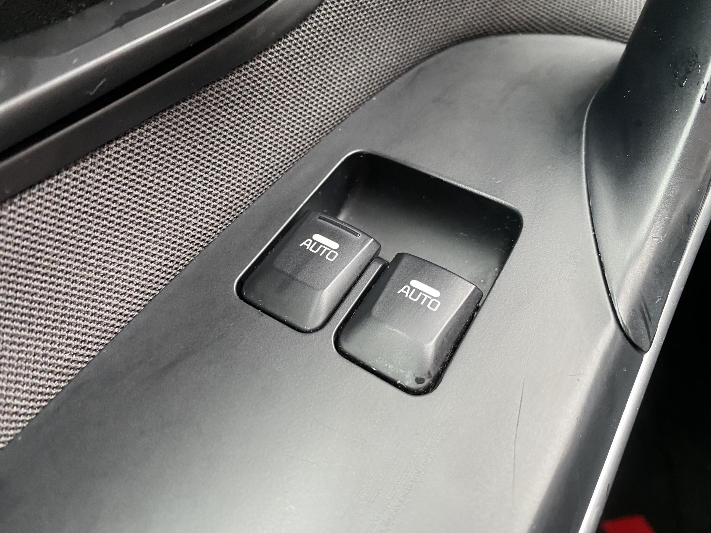 Kia Cee´d, 2012 - pohled č. 11