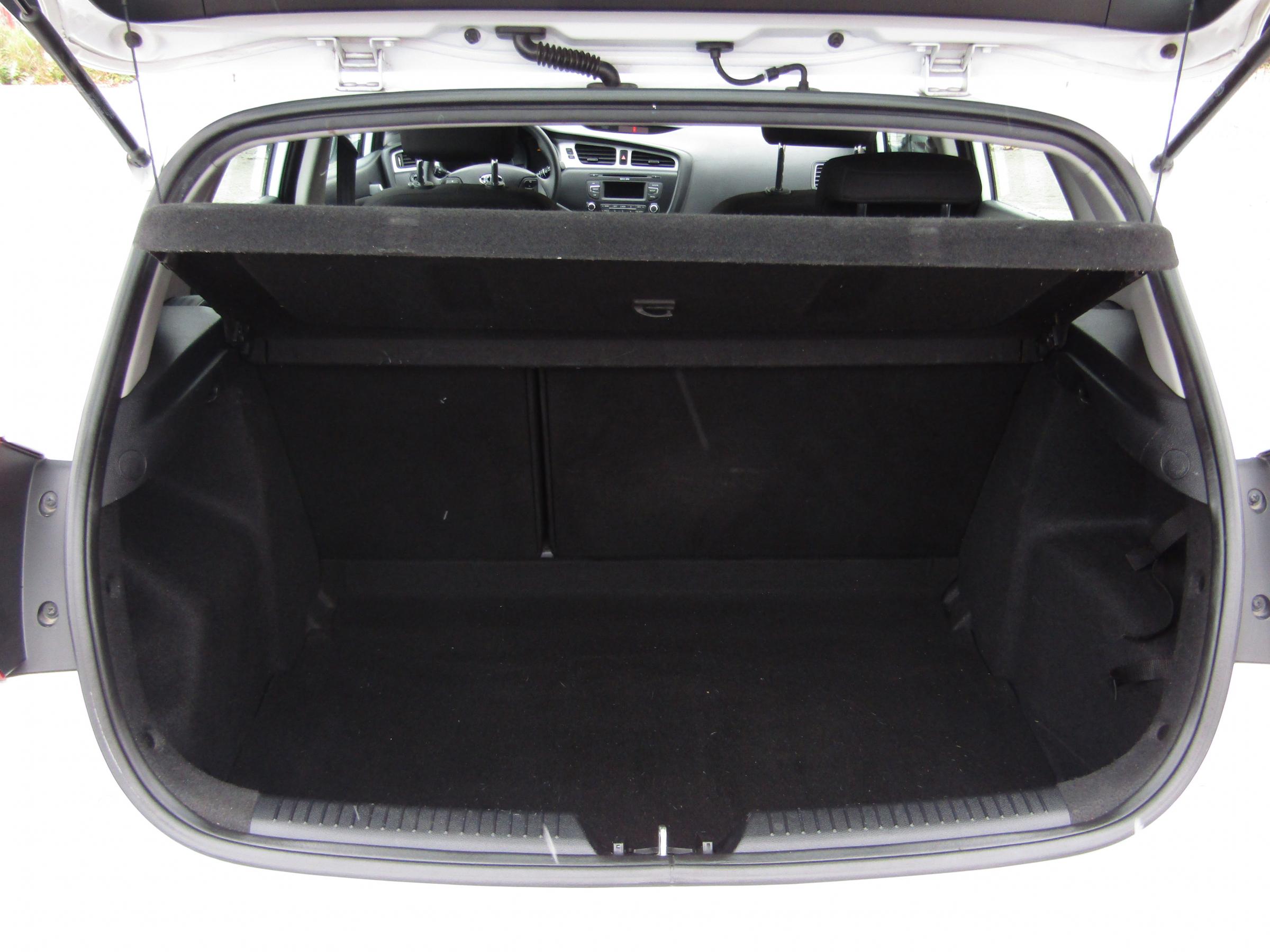 Kia Cee´d, 2012 - pohled č. 7