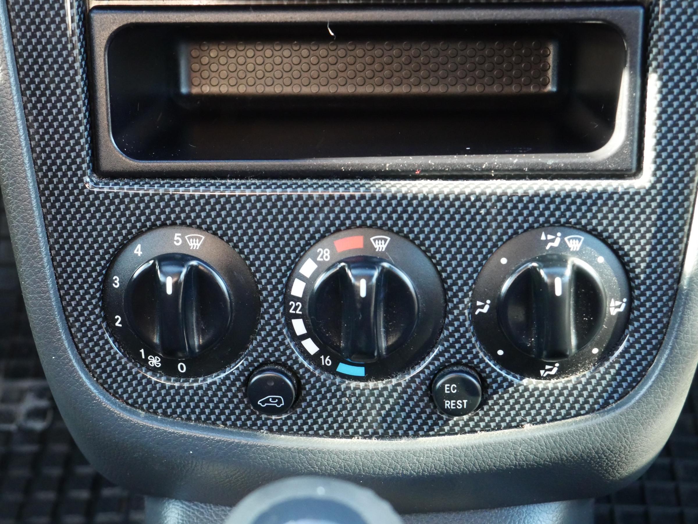 Mercedes-Benz Vaneo, 2004 - pohled č. 13