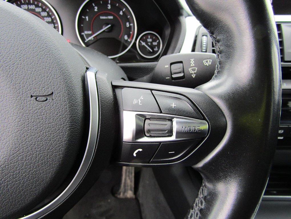 BMW Řada 3 2.0d M Paket 318d