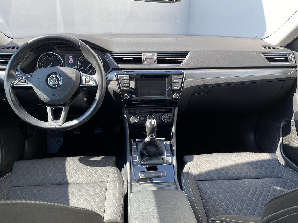 Škoda Superb III 2.0 TDi Style