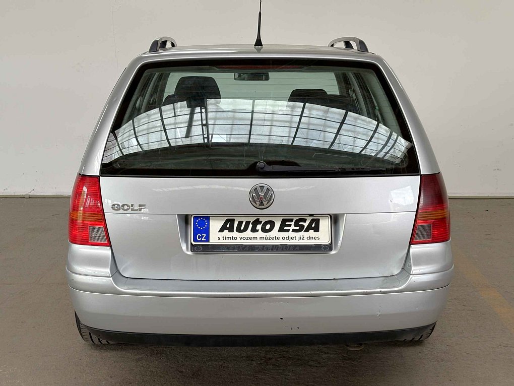 Volkswagen Golf 1.6 i 