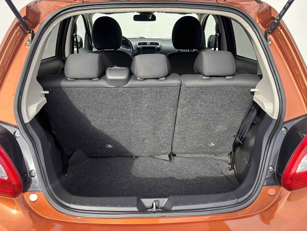 Mitsubishi Space Star 1.2i Edition Cross