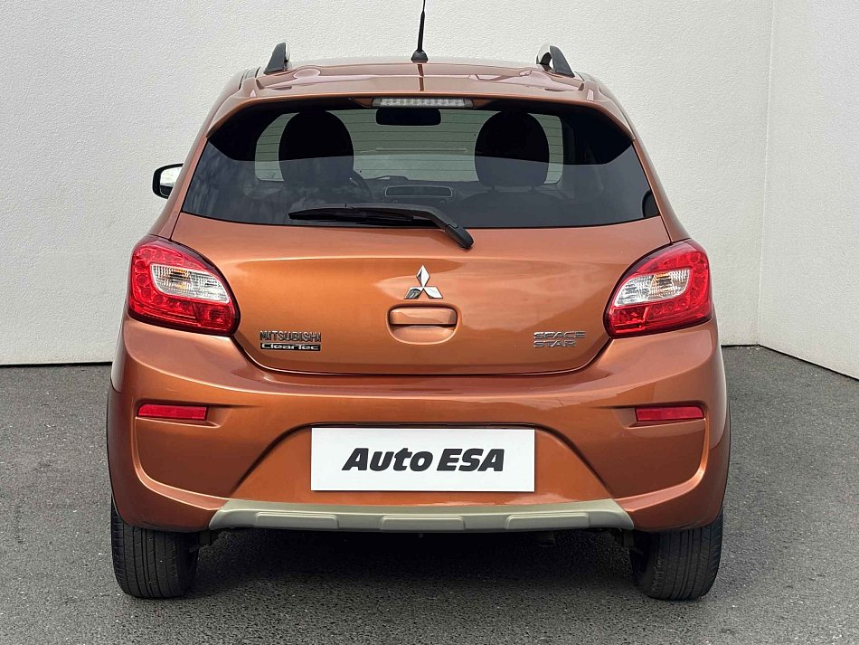 Mitsubishi Space Star 1.2i Edition Cross