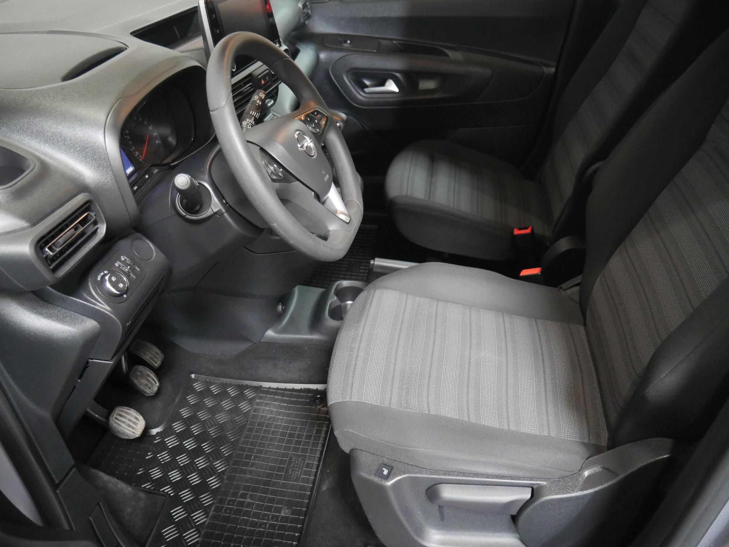 Opel Combo, 2022 - pohled č. 9