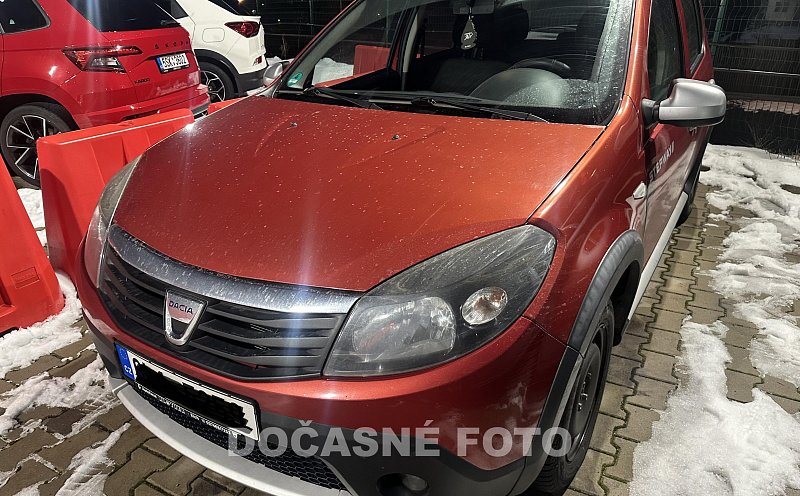 Dacia Sandero 1.6i 