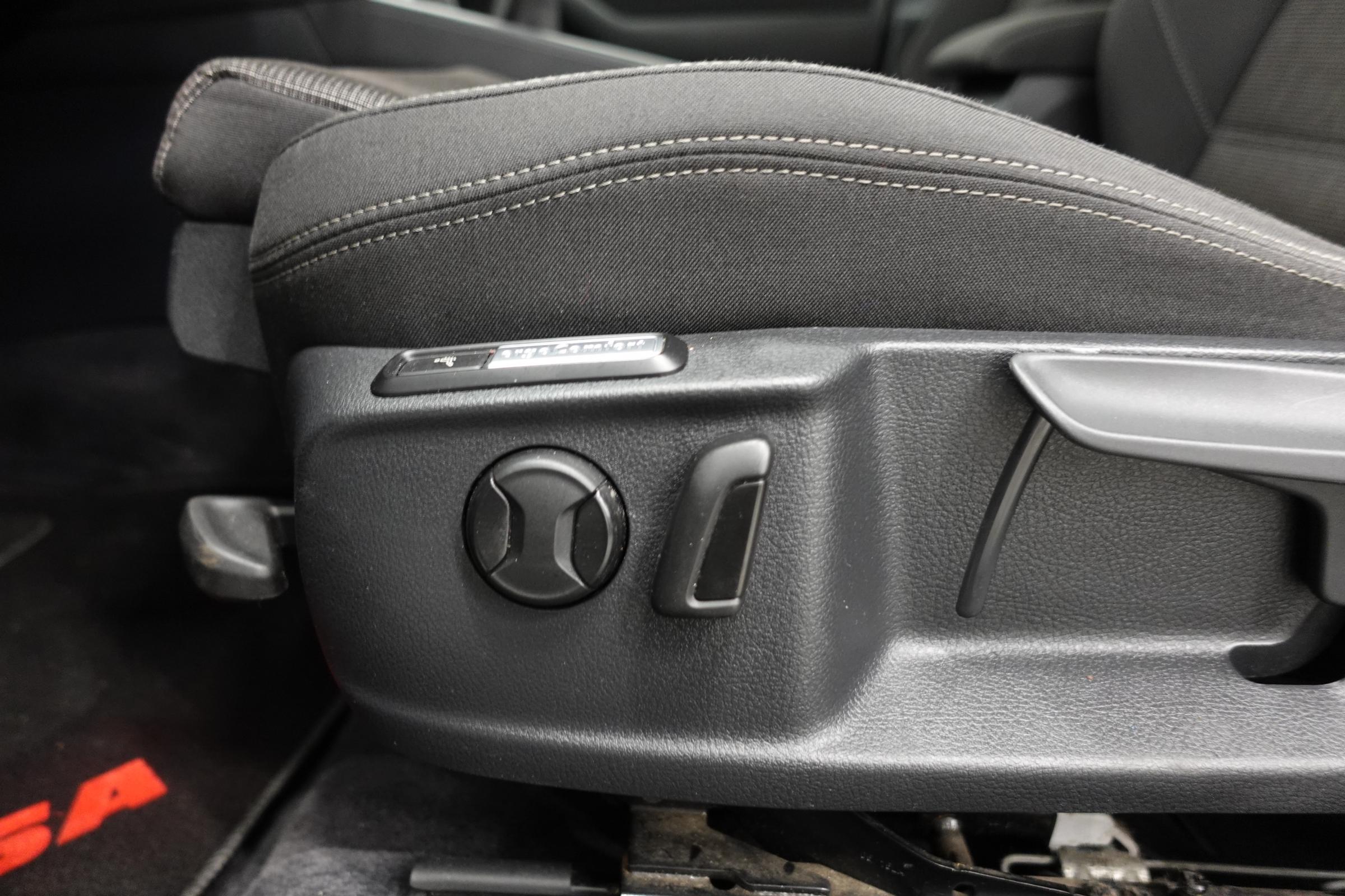 Volkswagen Passat, 2015 - pohled č. 21