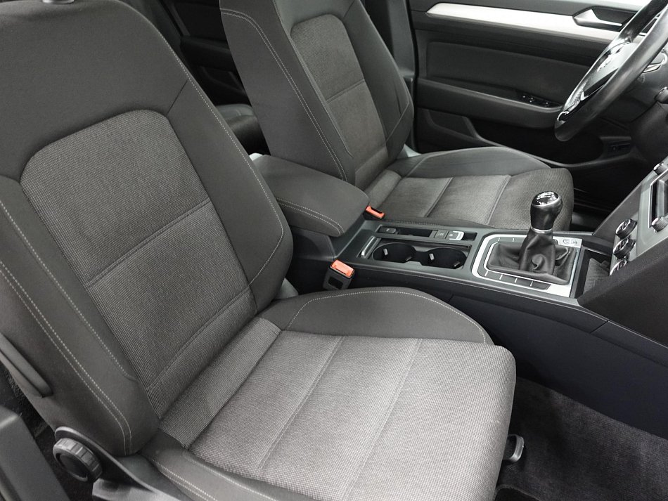 Volkswagen Passat 2.0 TDi Comfortline