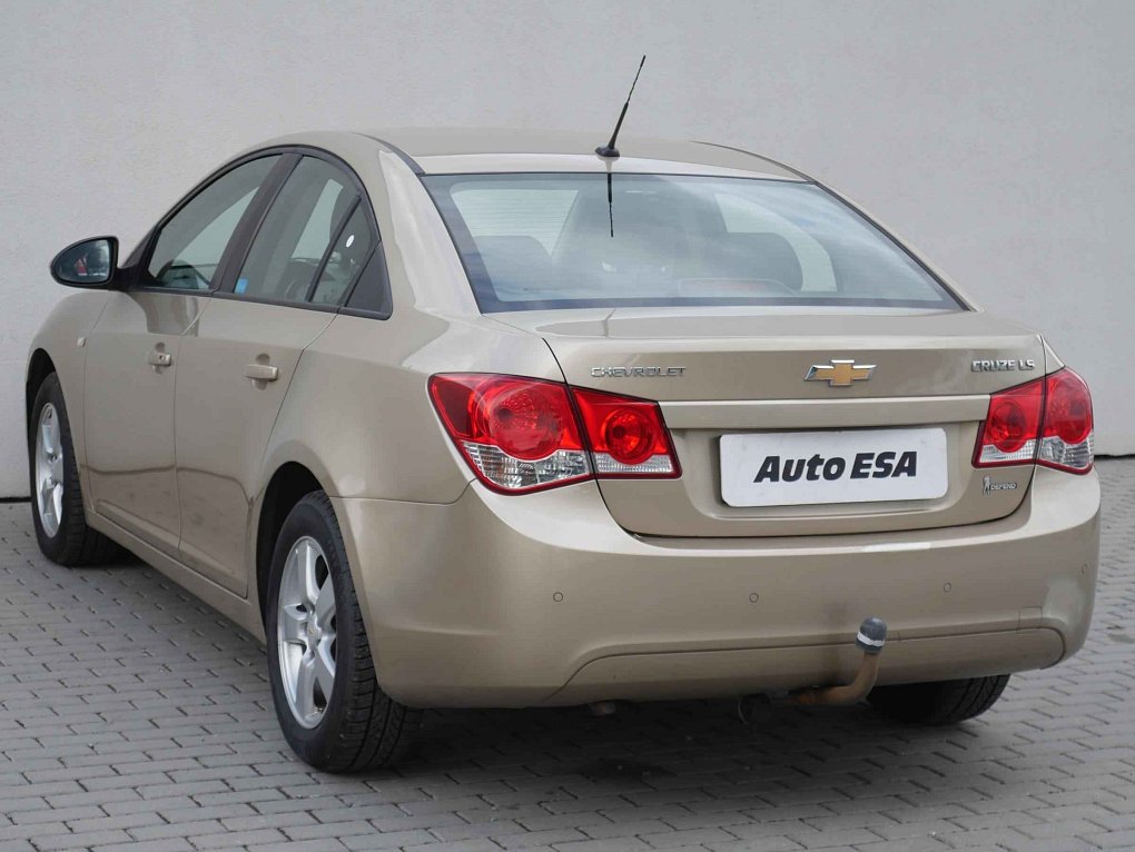Chevrolet Cruze 1.6 i 