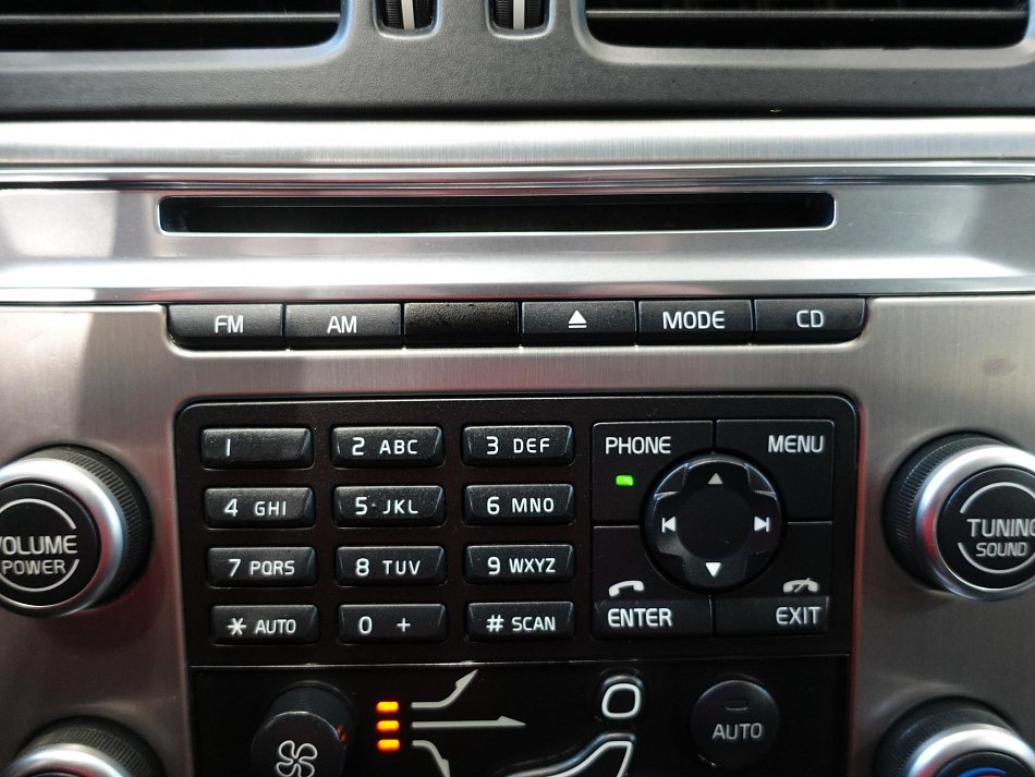 Volvo XC60 2.4d  AWD