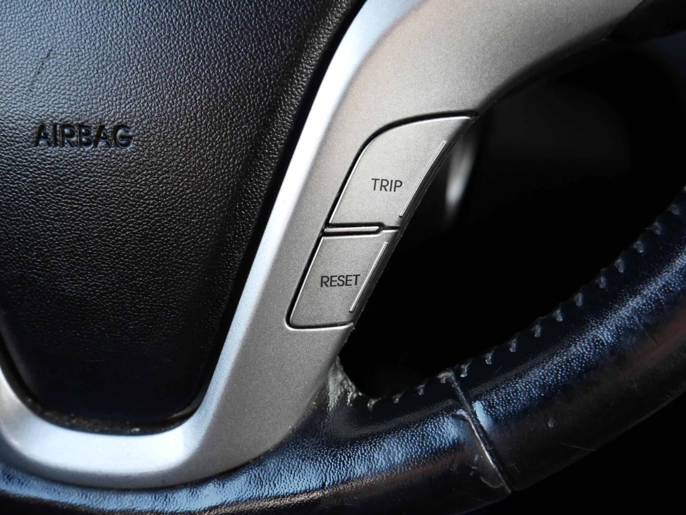 Hyundai ix20, 2012 - pohled č. 12