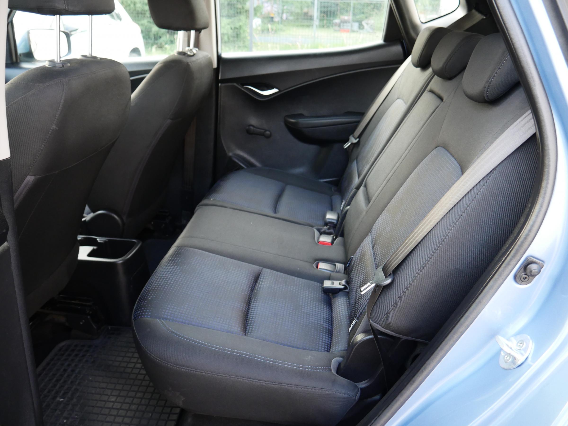 Hyundai ix20, 2012 - pohled č. 19