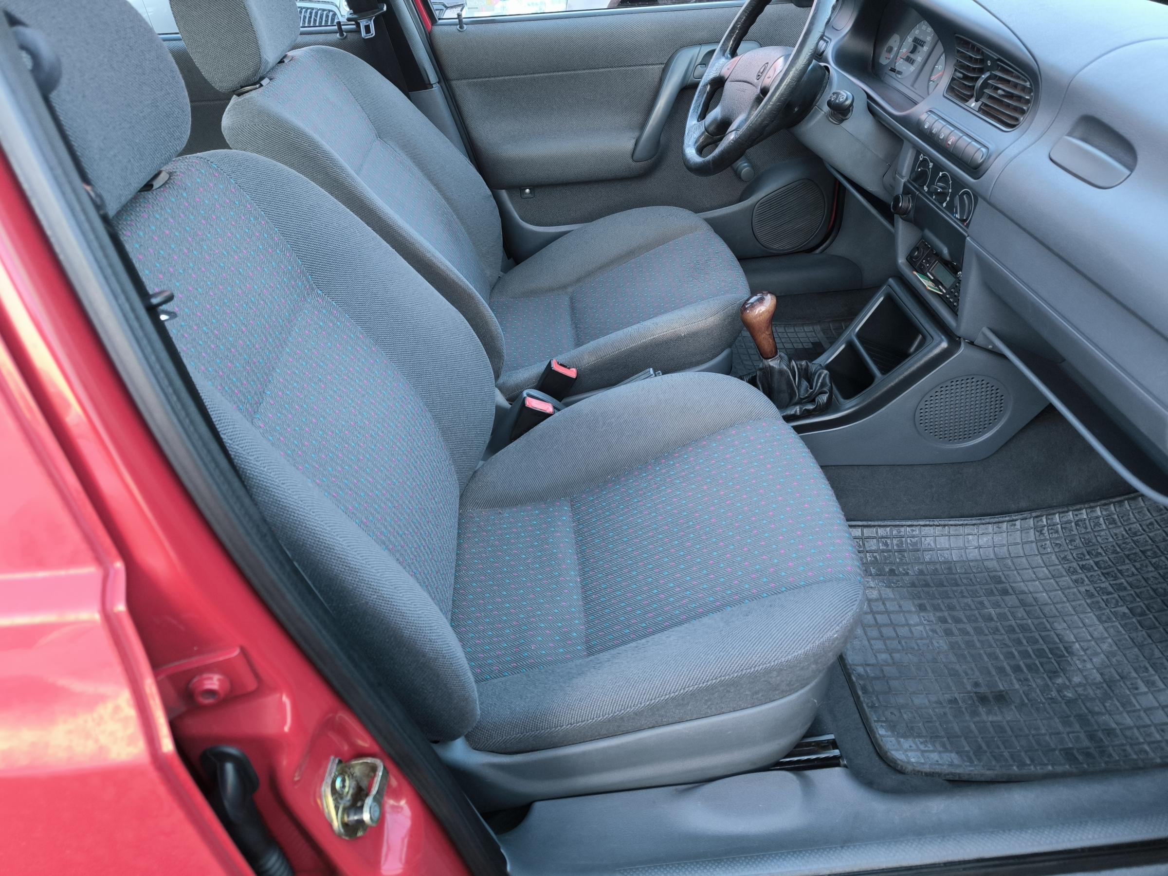 Škoda Felicia, 1996 - pohled č. 12