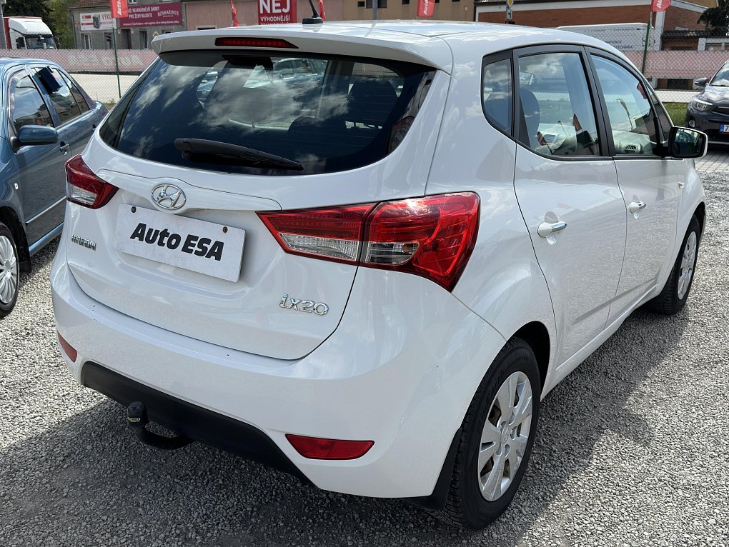 Hyundai Ix20 1.6i 