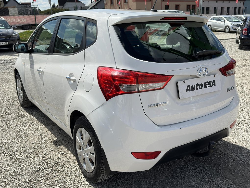 Hyundai Ix20 1.6i 