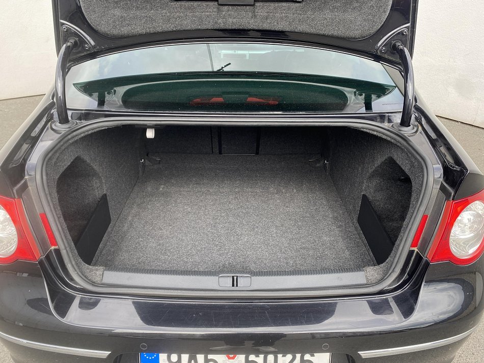 Volkswagen Passat 2.0 TDi Highline