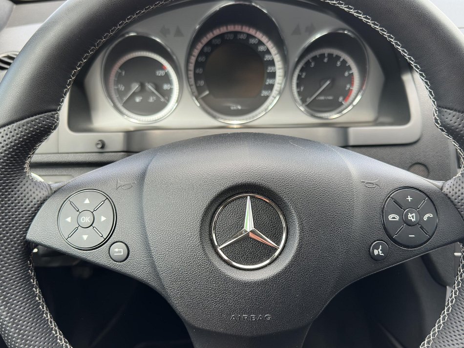 Mercedes-Benz Třída C 1.8K  C200