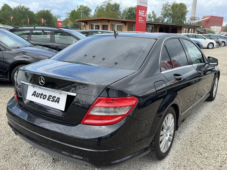 Mercedes-Benz Třída C 1.8K  C200