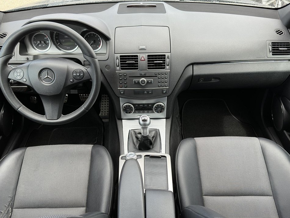 Mercedes-Benz Třída C 1.8K  C200
