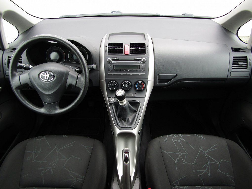 Toyota Auris 1.3 VVT-i 