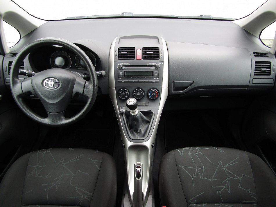 Toyota Auris 1.3 VVT-i 