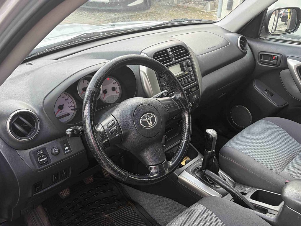 Toyota RAV4 2.0 D-4D 