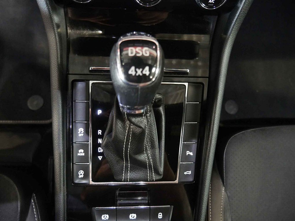 Škoda Superb III 2.0 TDI  4x4
