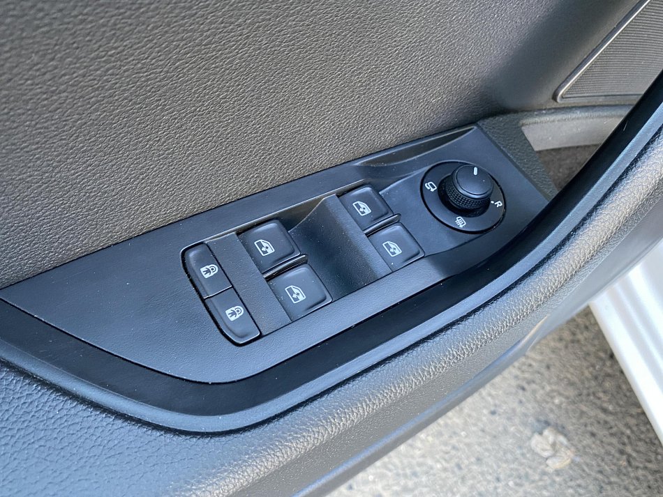 Škoda Superb III 2.0TDi Ambition