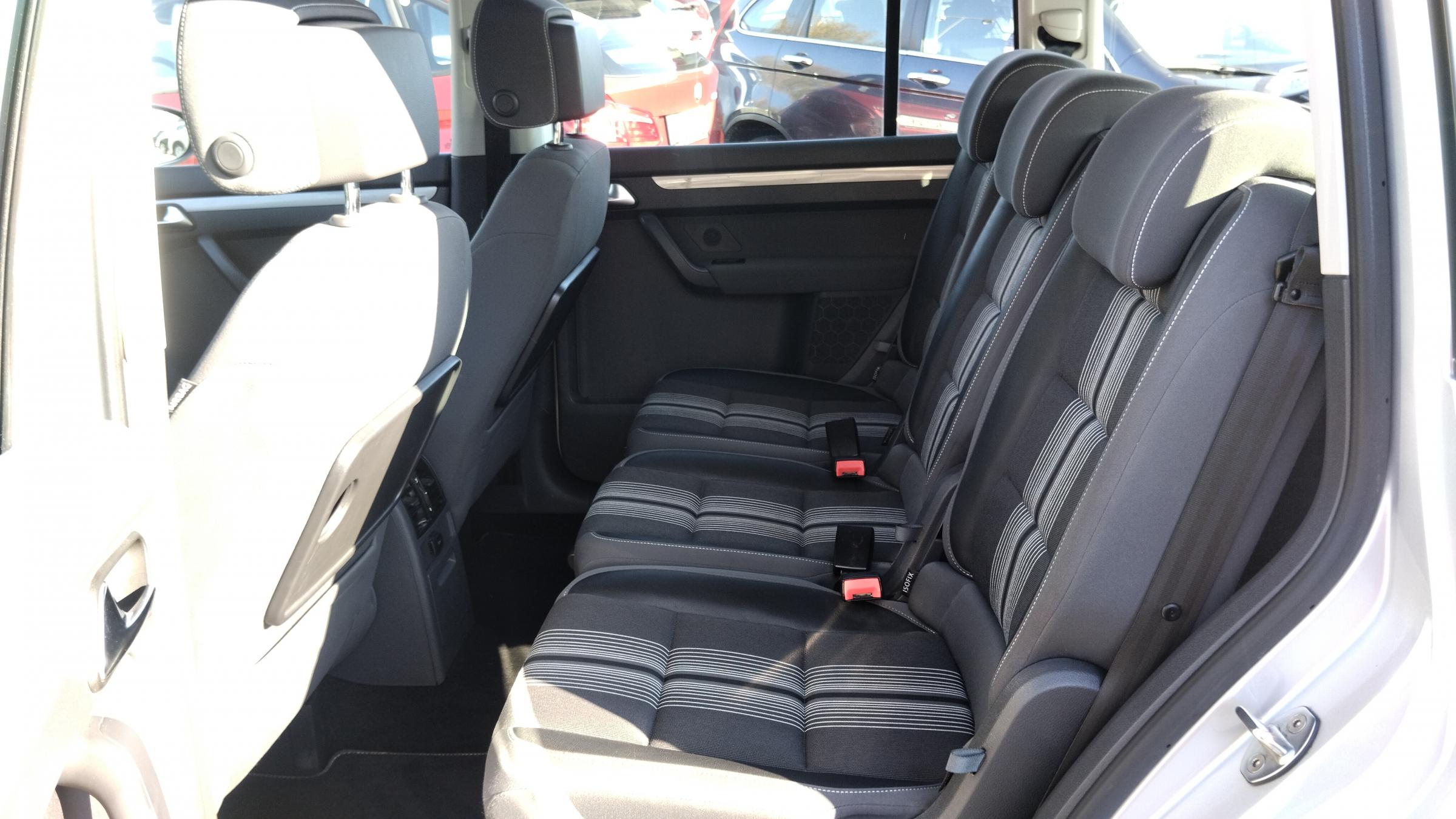 Volkswagen Touran, 2012 - pohled č. 11