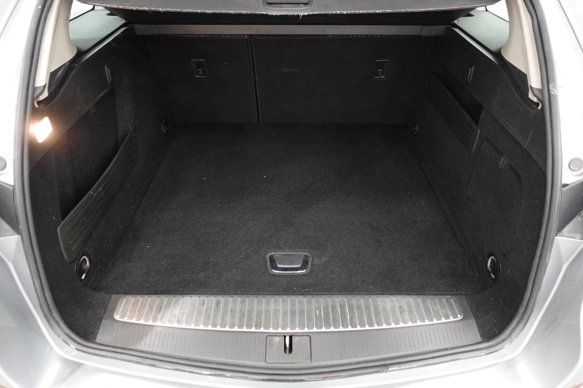 Opel Astra, 2012 - pohled č. 7