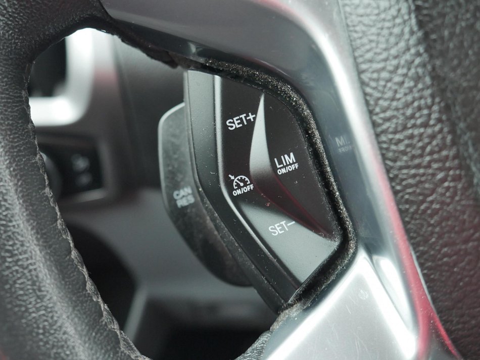 Ford Transit Custom 2.2TDCi Trend 8míst