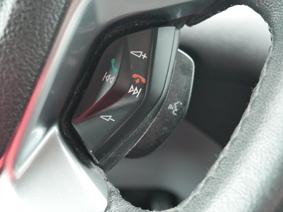 Ford Transit Custom 2.2TDCi Trend 8míst