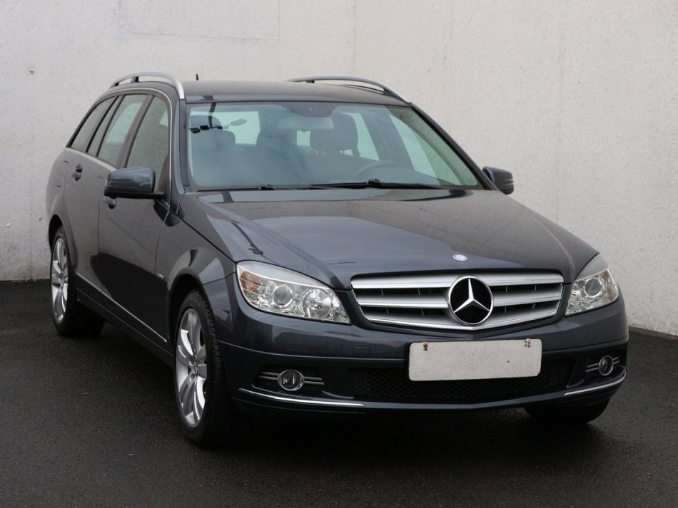 Mercedes-Benz Třída C 2.0 i Avantgarde C200